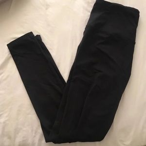 Black VS knockout leggings